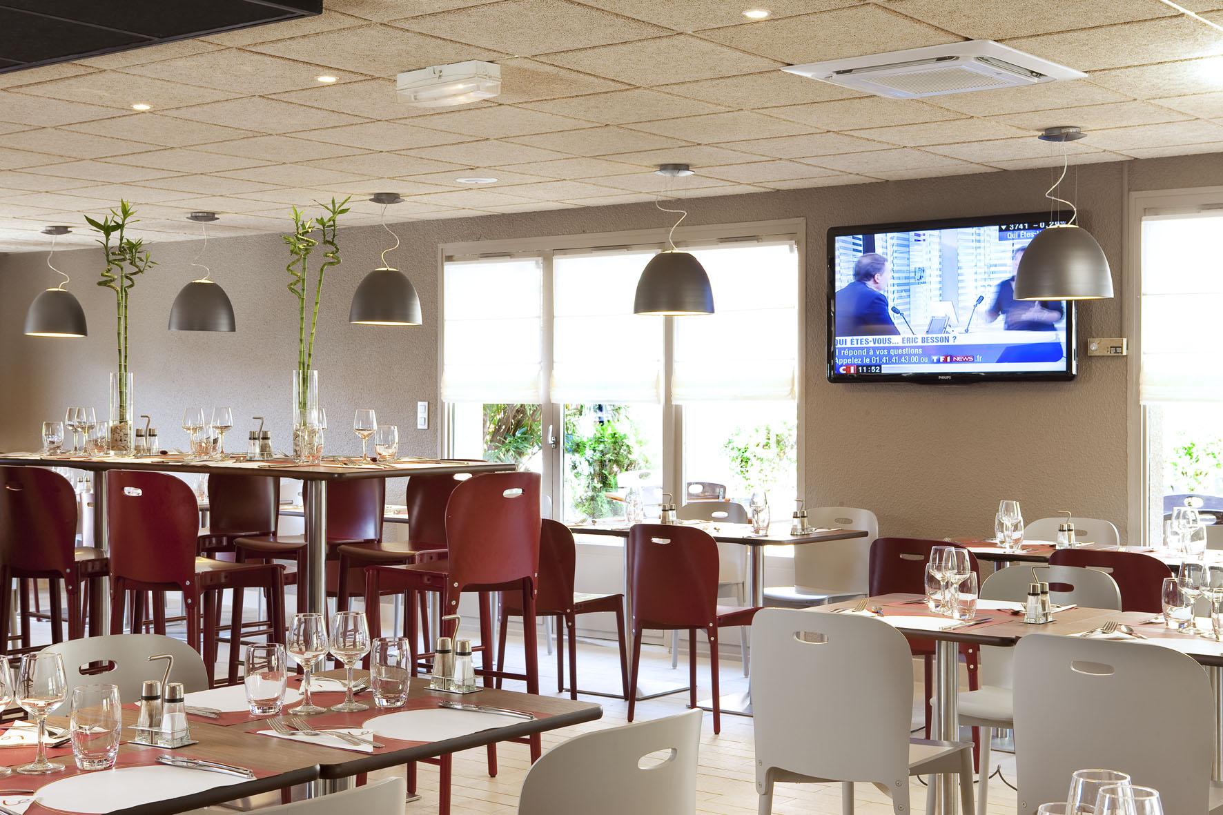 Campanile Marseille Saint Antoine Hotel Restaurante foto